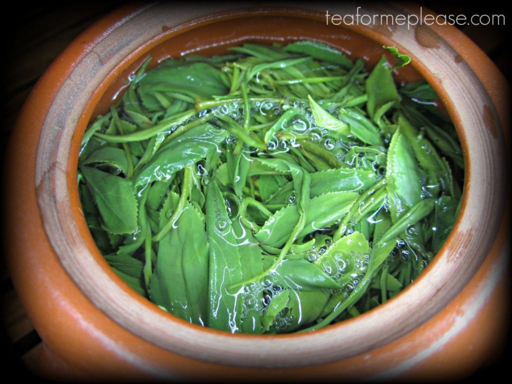 Temomi sencha tea leaves in a kyusus