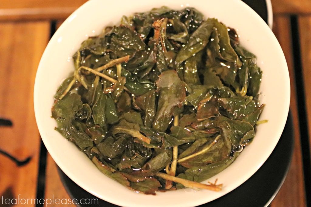 Oolong leaves in a gaiwan