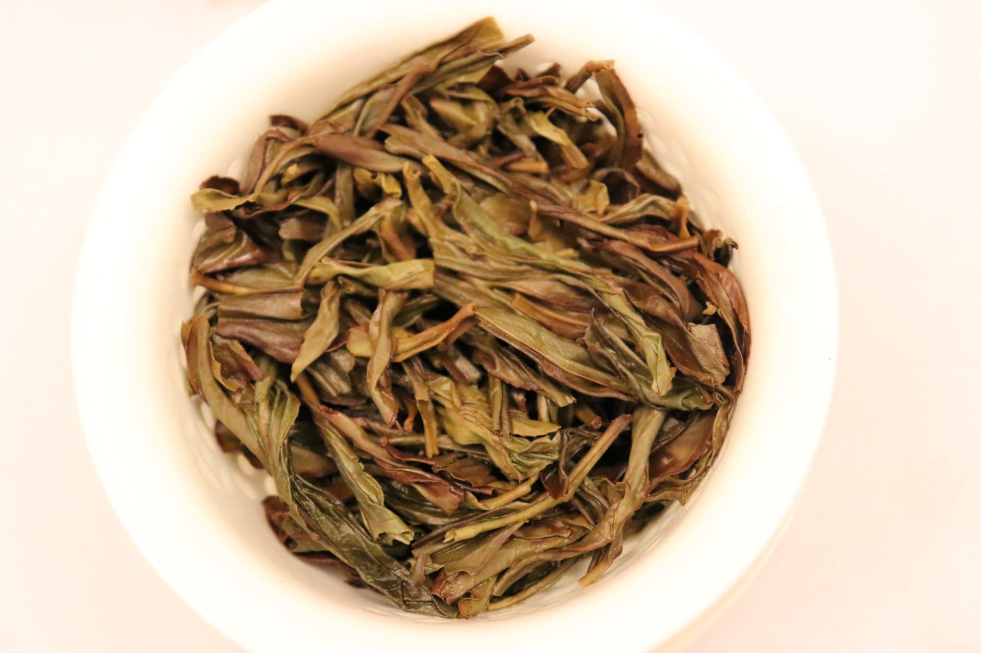Ya Shi Xiang tea leaves after brewing