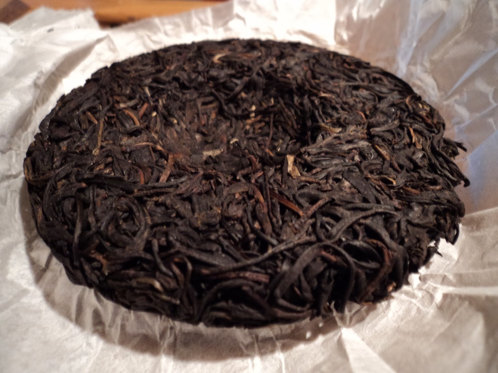 Does all tea come from the same plant? Purple puerh cake