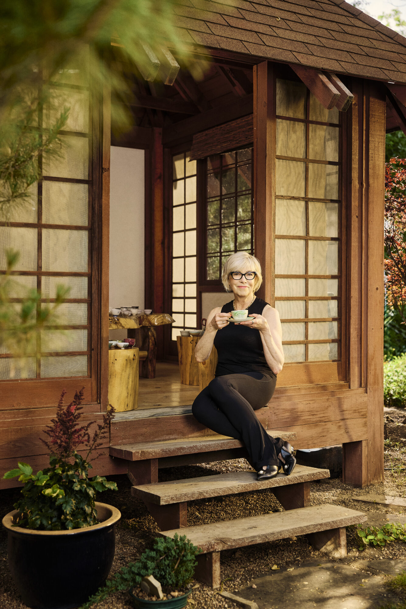 101 Teas to Steep Before You Die by by Nigel Melican, James Norwood Prat, Maria Uspenski, and Shabnam Weber 3