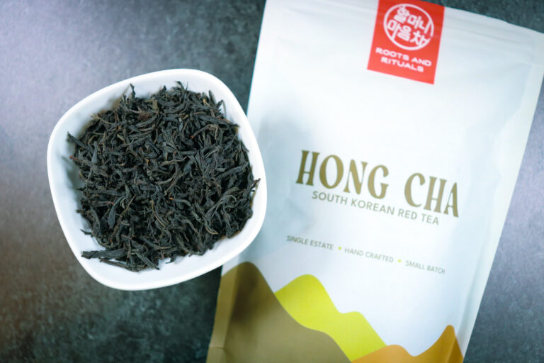 Roots and Rituals Hong Cha Black Tea